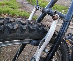 Mountain bike (bicycle)