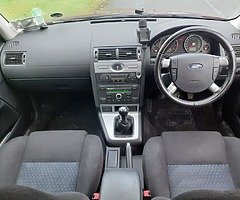 https://www.donedeal.ie/cars-for-sale/2006-ford-mondeo-nct-amp-tax2020/23615508 - Image 3/4