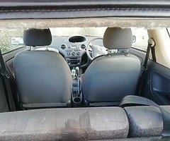 00 yaris taxed and twsted end January - Image 4/4