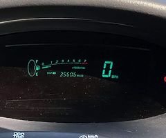 Toyota Yaris - Image 4/8