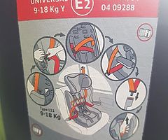 Child Car Seat - Image 3/4