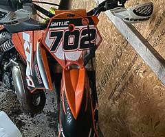 €2,000