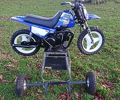 £790