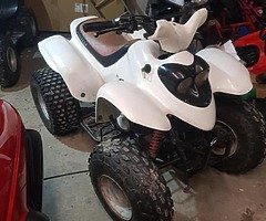 £400