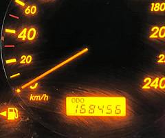 06-d Toyota avenis - Image 8/8