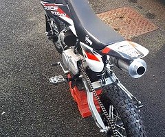 £450 - Image 4/5