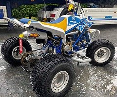 £2,000