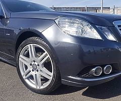 MERCEDES E220 ELEGANCE MANUAL