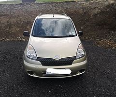Toyota Yaris Verso