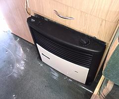 Caravan - Image 5/10