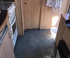 Caravan - Image 6/10