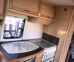 Caravan - Image 9/10