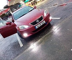 Lexus iS 220