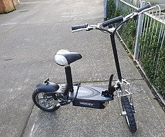 Electric scooter - Image 3/6