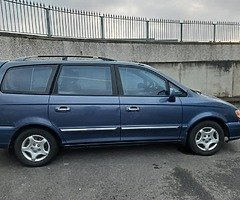 Family Car - Image 4/10