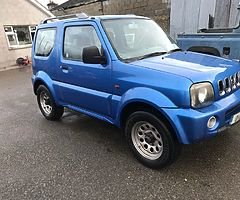 €800