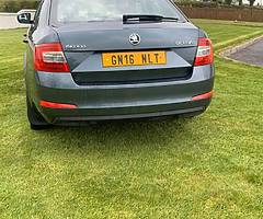 2016 Skoda Octavia SE 1.6 TDI - Image 6/10