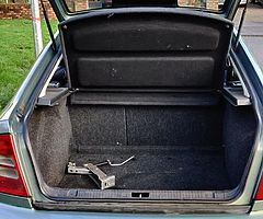 Skoda Octavia taxed til end of month - Image 7/10