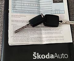 Skoda Octavia taxed til end of month - Image 8/10