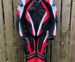 £1,111 - Image 5/8