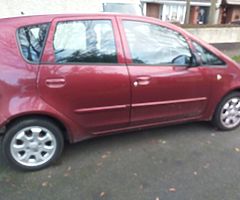Car Mitsubishi Colt