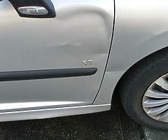 Car - Image 6/6