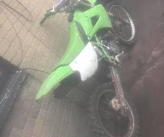 £850
