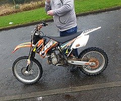 £1,000