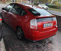 Toyota Prius 2008 automatic - Image 4/5