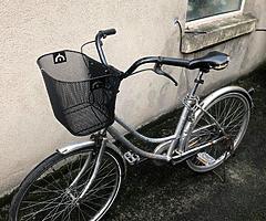 BIKE + basket + locker + lights