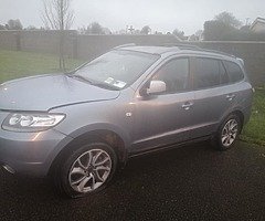 07 hyundai santa fea for sale full jeep or parts no tax book so don't ask