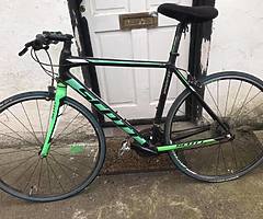 Scott speedster for sale with good condition (pump included). Slight problem with gear shifting.