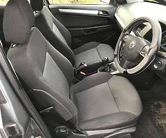 Vauxhall Astra 1.2 Diesel - Image 3/4