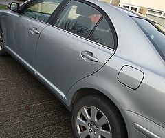 Toyota Avensis 1.8 petrol - Image 4/7