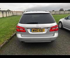 2010 Mercedes-Benz E-Class - Image 3/10