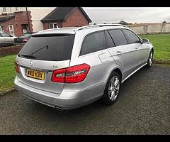 2010 Mercedes-Benz E-Class - Image 4/10