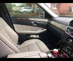 2010 Mercedes-Benz E-Class - Image 7/10