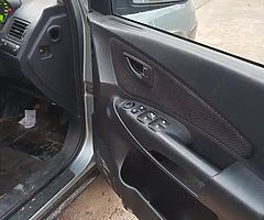 Hyundai Tucson - Image 7/9