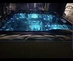 5 person Hot Tub