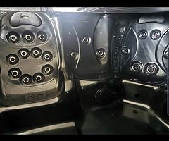5 person Hot Tub