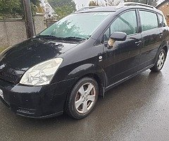 Toyota Corolla verso 7 seater - Image 4/8