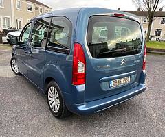 Citreon Berlingo Nct 08/20 Manual 1.6 Hdi - Image 4/6