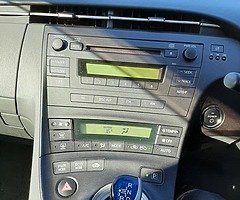 Toyota prius 2011, 1.8 automatic, silver, - Image 6/7