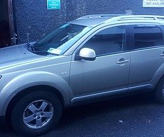 08 outlander NEW NCT. SAT NAV. 7 SEATER. A/C. Low mileage