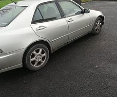 00 Lexus IS200 For Breaking.