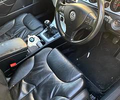 VW Passat Highline 2008 TDi - Image 4/5