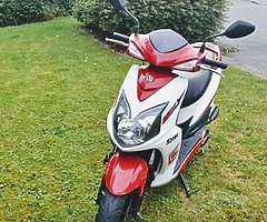 SYM scooter 2014 50cc - Image 8/10