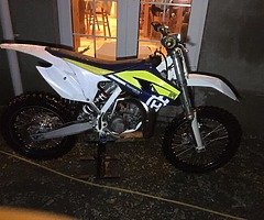 Husquvarna 2016 tc85