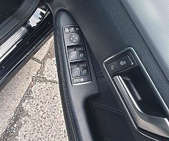 Vand/Schimb Mercedes E220 CDI in stare excepțională