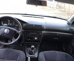Vand passat motor de 1.9 tdi 131 cai